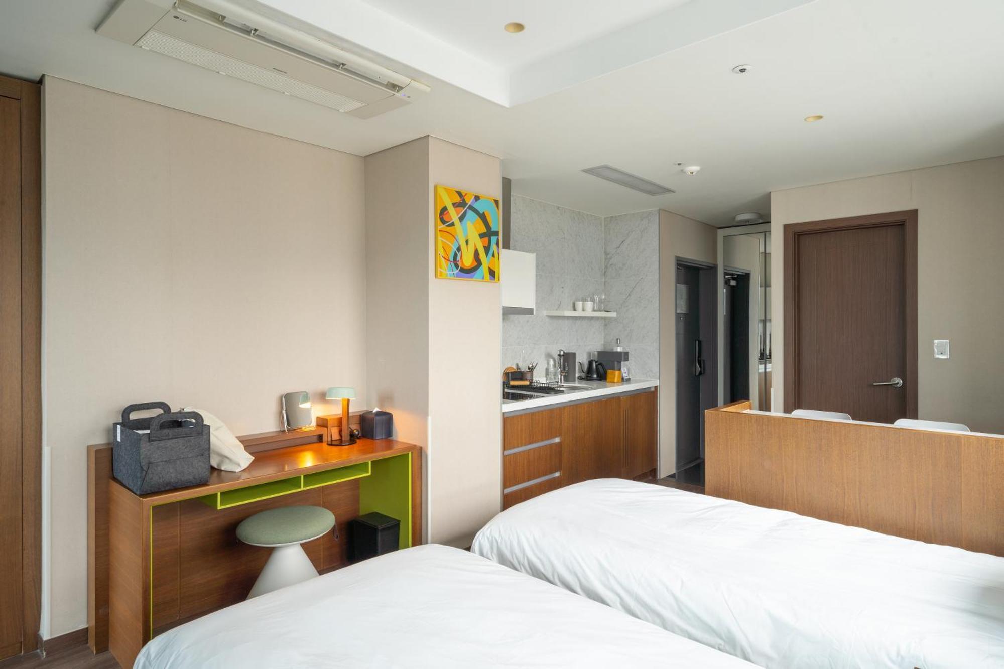 Urbanstay Haeundae Station 釜山広域市 エクステリア 写真