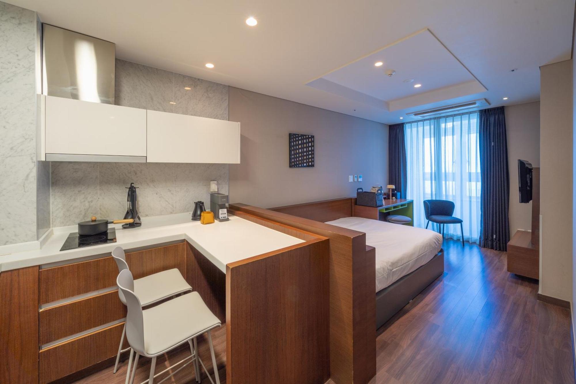 Urbanstay Haeundae Station 釜山広域市 エクステリア 写真
