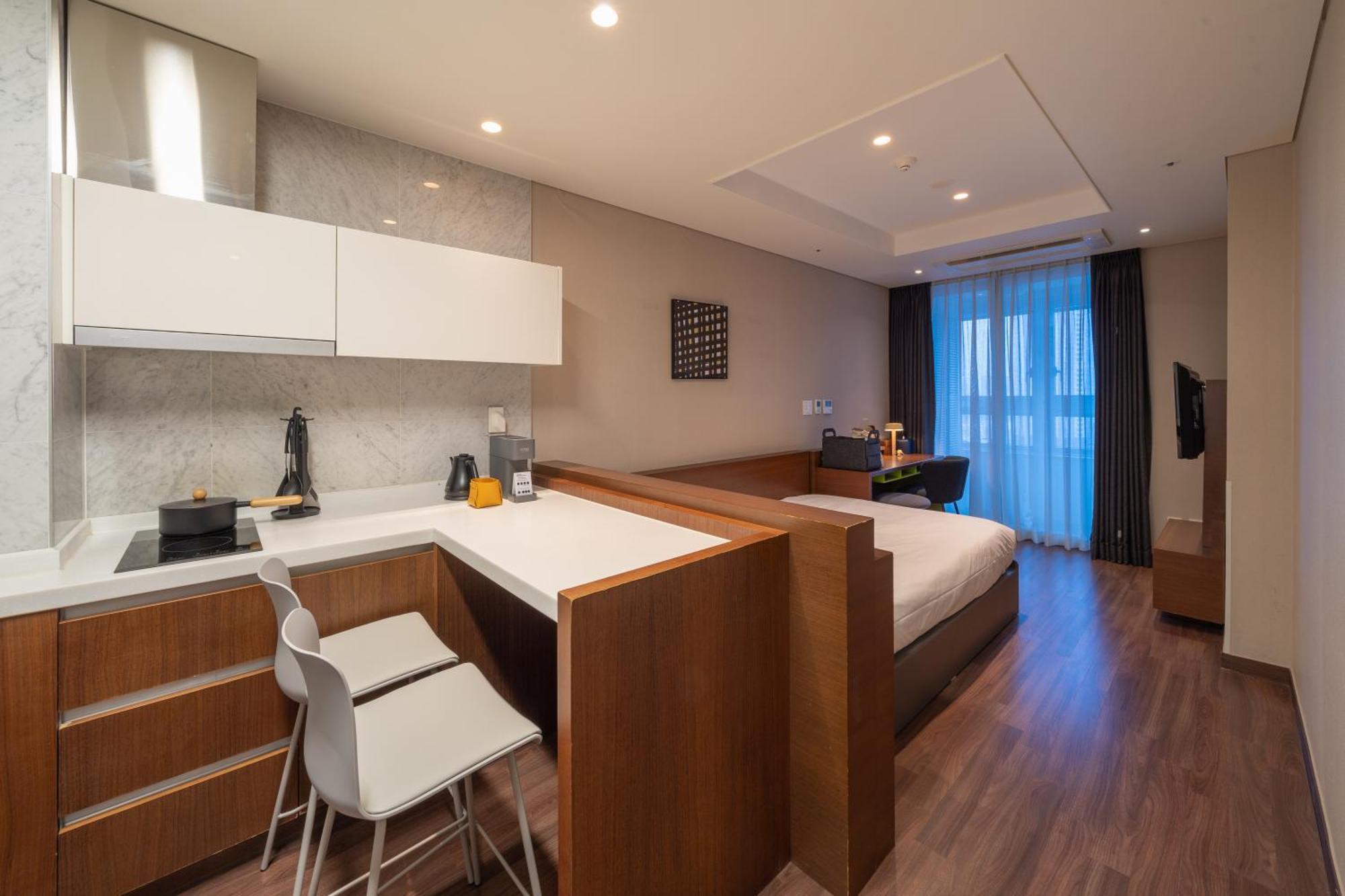 Urbanstay Haeundae Station 釜山広域市 エクステリア 写真